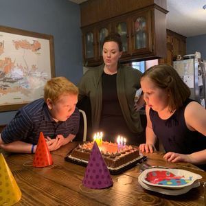 Meet your Posher, Caitlin